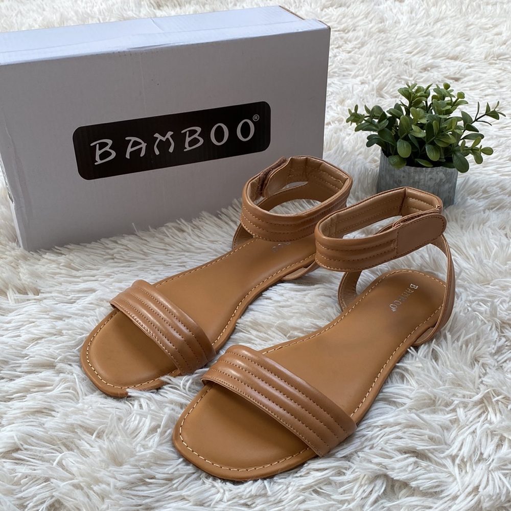 🎉HP🎉 Bamboo Laughter Ankle Strap Sandal 💗 Tan